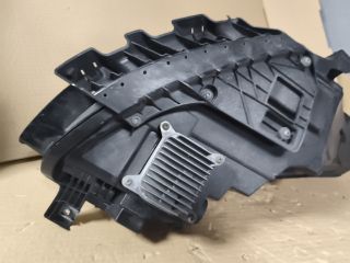 bontott TESLA 3 Bal Fényszóró