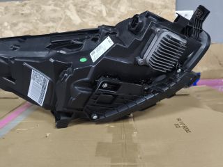 bontott TESLA 3 Bal Fényszóró