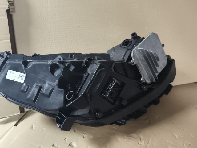 bontott TESLA 3 Bal Fényszóró