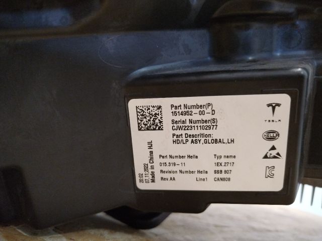 bontott TESLA 3 Bal Fényszóró