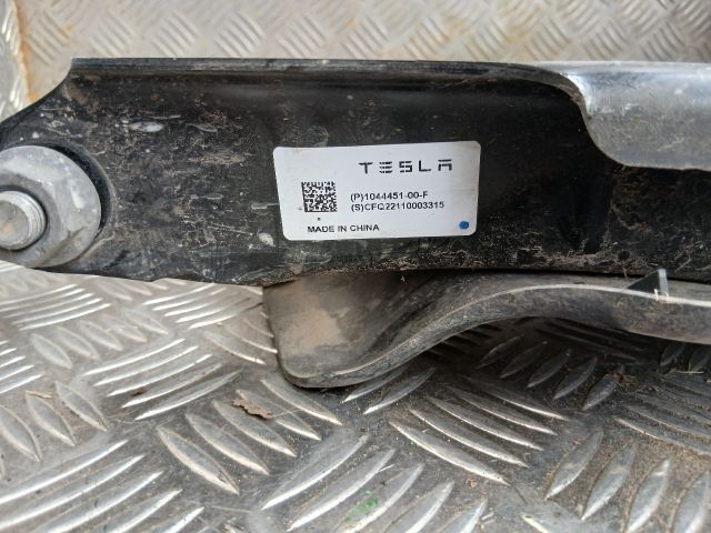 bontott TESLA 3 Bal hátsó Alsó Hátsó Lengőkar