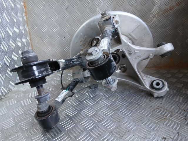 bontott TESLA 3 Bal hátsó Csonkállvány Kerékaggyal