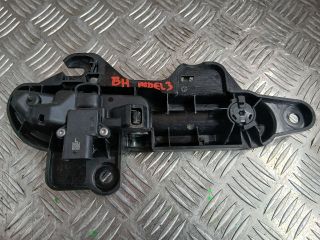 bontott TESLA 3 Bal hátsó Külső Kilincs