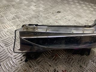 bontott TESLA 3 Bal Ködfényszóró