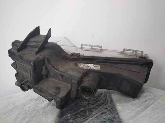 bontott TESLA 3 Bal Ködfényszóró