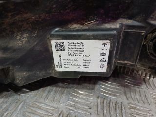 bontott TESLA 3 Bal Ledes Fényszóró