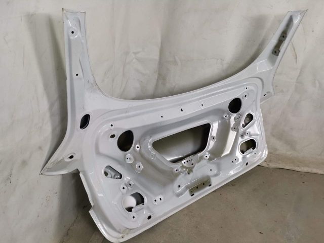 bontott TESLA 3 Csomagtérajtó (Üres lemez)