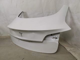 bontott TESLA 3 Csomagtérajtó (Üres lemez)