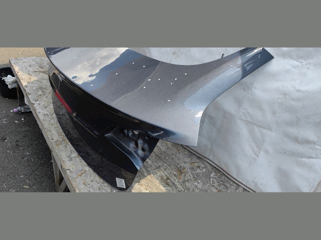 bontott TESLA 3 Csomagtérajtó (Üres lemez)