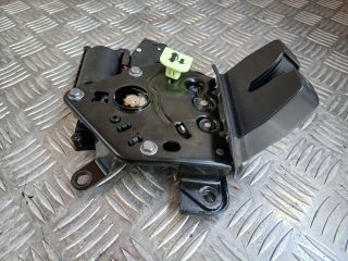 bontott TESLA 3 Csomagtérajtó Zárszerkezet