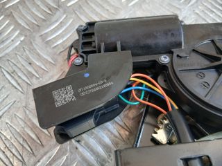 bontott TESLA 3 Csomagtérajtó Zárszerkezet