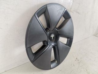 bontott TESLA 3 Dísztárcsa (1 db)