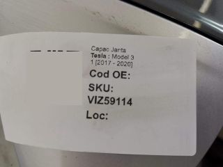 bontott TESLA 3 Dísztárcsa (1 db)