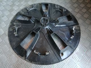 bontott TESLA 3 Dísztárcsa (1 db)