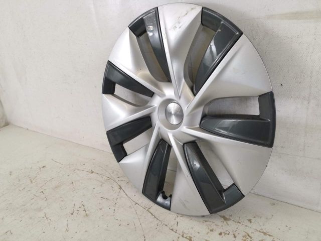 bontott TESLA 3 Dísztárcsa (1 db)