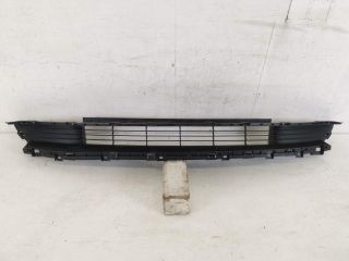 bontott TESLA 3 Első Lökhárító Alsó Középső Díszrács