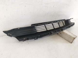 bontott TESLA 3 Első Lökhárító Alsó Középső Díszrács