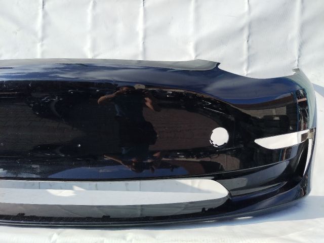 bontott TESLA 3 Első Lökhárító (Üresen)