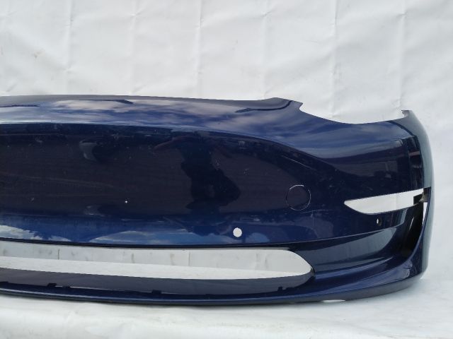 bontott TESLA 3 Első Lökhárító (Üresen)