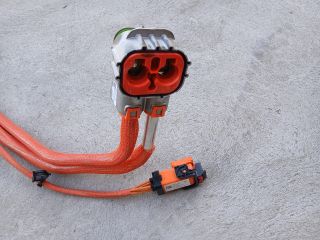 bontott TESLA 3 Akkumulátor Töltő