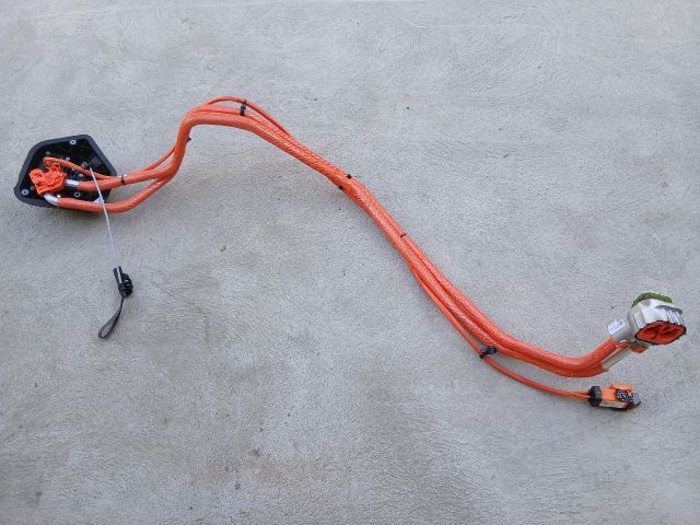 bontott TESLA 3 Akkumulátor Töltő