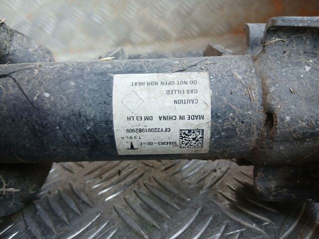 bontott TESLA 3 Bal első Lengéscsillapító