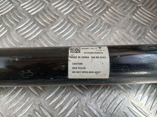 bontott TESLA 3 Bal hátsó Lengéscsillapító