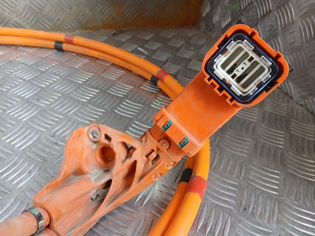 bontott TESLA 3 Nagyfeszültségű Kábel