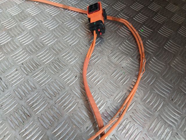 bontott TESLA 3 Nagyfeszültségű Kábel