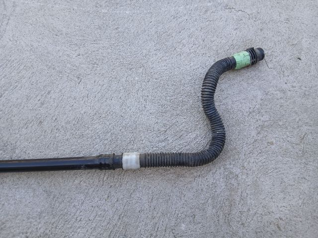 bontott TESLA 3 Vízcső