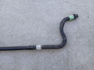 bontott TESLA 3 Vízcső