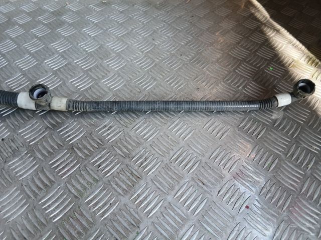 bontott TESLA 3 Vízcső