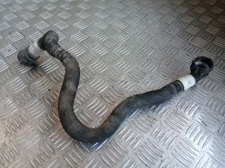 bontott TESLA 3 Vízcső