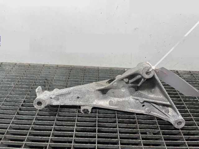 bontott TESLA 3 Motor Tartó Bak (Pozíciófüggetlen)