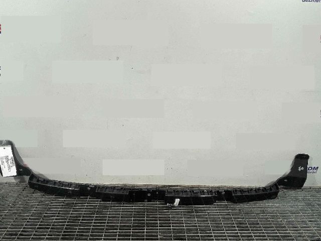 bontott TESLA 3 Hátsó középső Lökhárító Tartó (Műanyag)