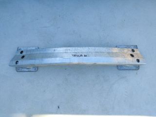 bontott TESLA 3 Hátsó Lökhárító Merevítő (Fém)