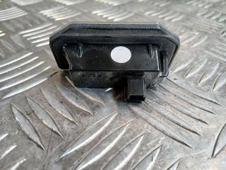 bontott TESLA 3 Hátsó Rendszámtábla Világítás