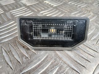 bontott TESLA 3 Hátsó Rendszámtábla Világítás