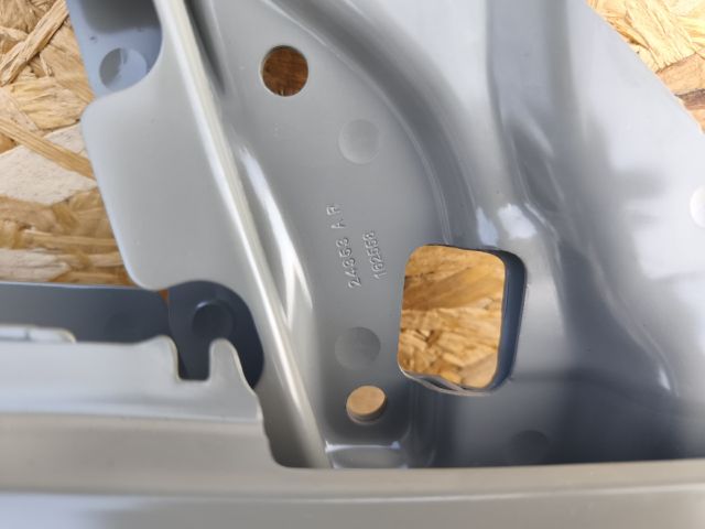 bontott TESLA 3 Jobb első Ajtó (Üres lemez)