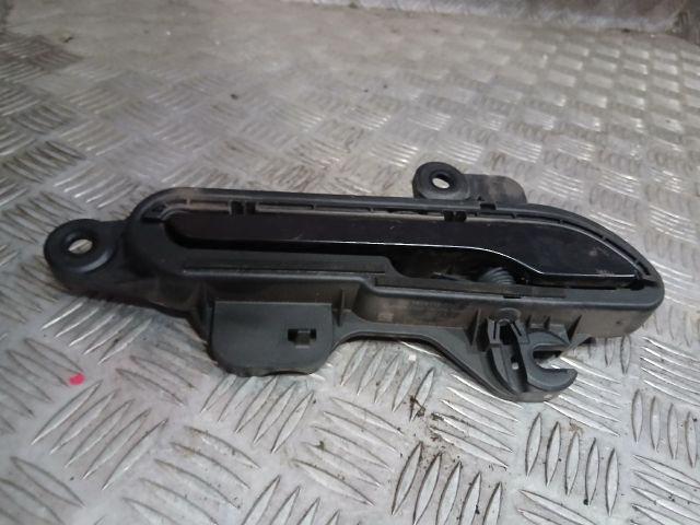 bontott TESLA 3 Jobb első Külső Kilincs