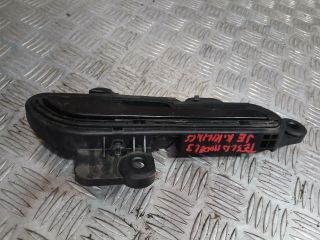 bontott TESLA 3 Jobb első Külső Kilincs