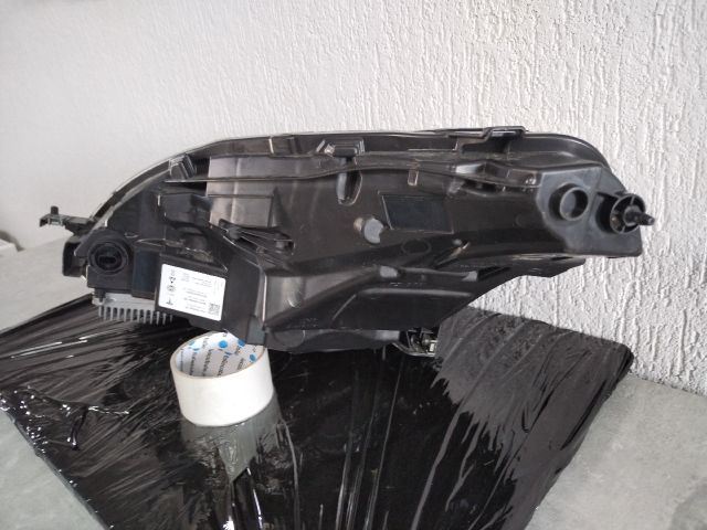 bontott TESLA 3 Jobb Fényszóró