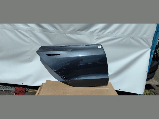 bontott TESLA 3 Jobb hátsó Ajtó (Üres lemez)