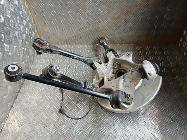 bontott TESLA 3 Jobb hátsó Csonkállvány Kerékaggyal