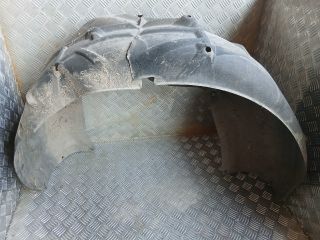 bontott TESLA 3 Jobb hátsó Dobbetét (Kerékjárati, Műanyag)