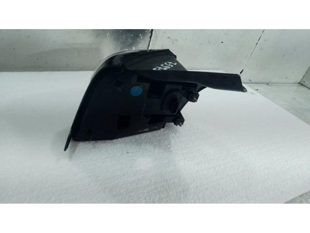 bontott TESLA 3 Jobb Külső Hátsó Lámpa