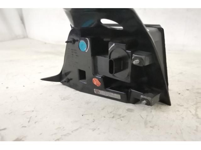 bontott TESLA 3 Jobb Külső Hátsó Lámpa