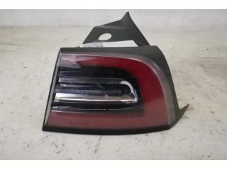 bontott TESLA 3 Jobb Külső Hátsó Lámpa