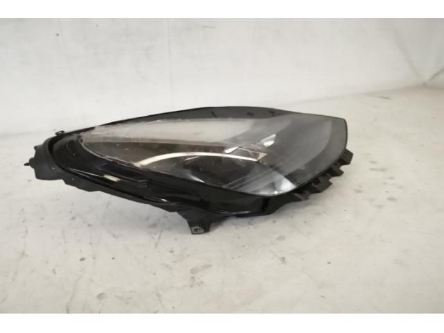 bontott TESLA 3 Jobb Ledes Fényszóró