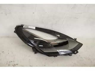 bontott TESLA 3 Jobb Ledes Fényszóró